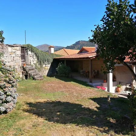 度假居 Casa Do Vale De *